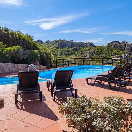 Solo - Con Piscina Sardegna *